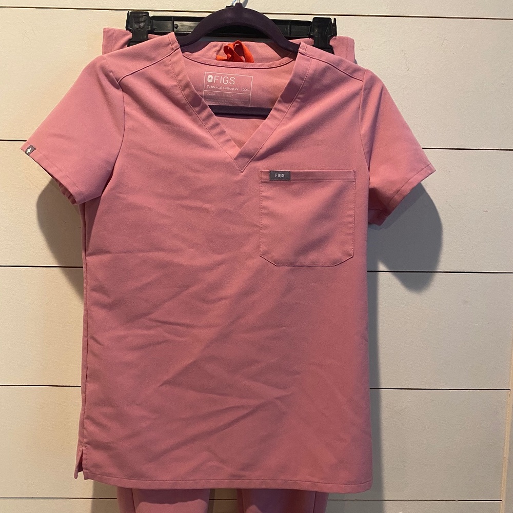 Figs Chalk pink Catarina xxs and Zamora jogger xs petite